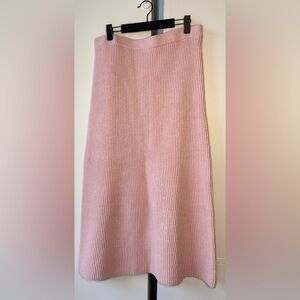 H&M Pink Ribbed Knit Skirt